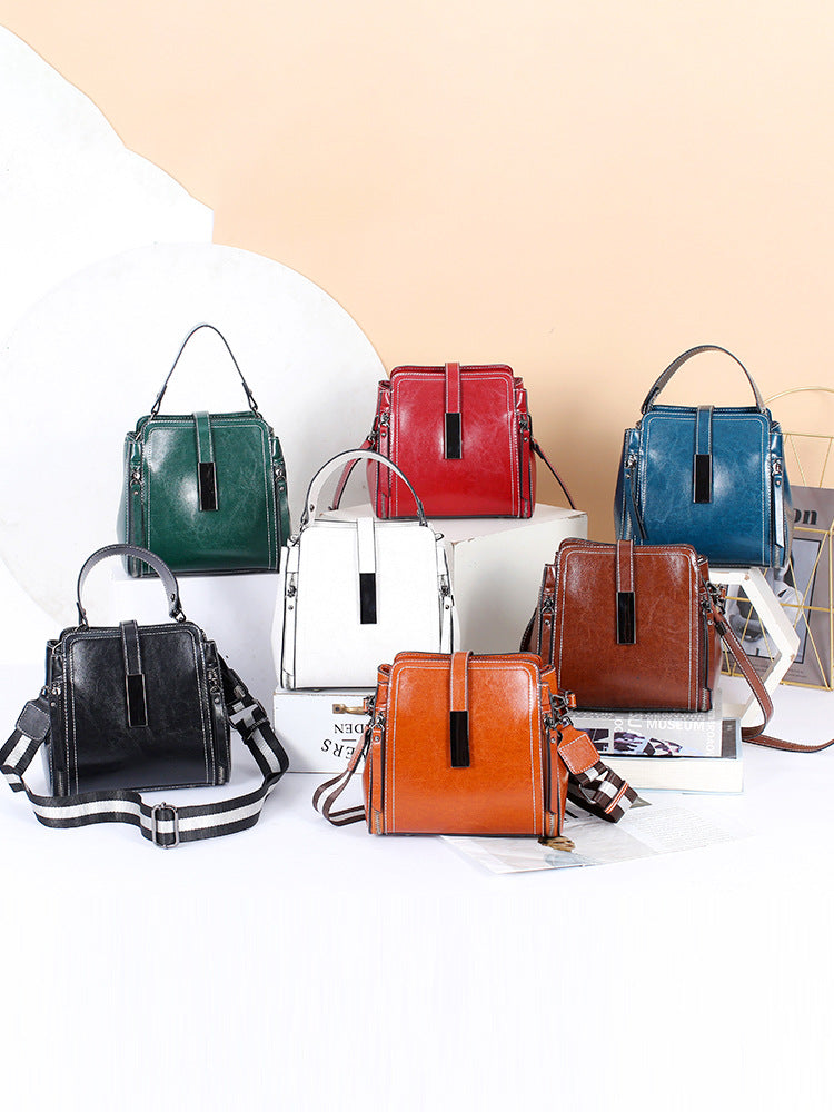 BUCKET BAG
